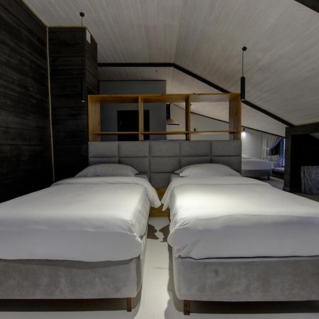 Olimp Hotel Bosteri Bagian luar foto