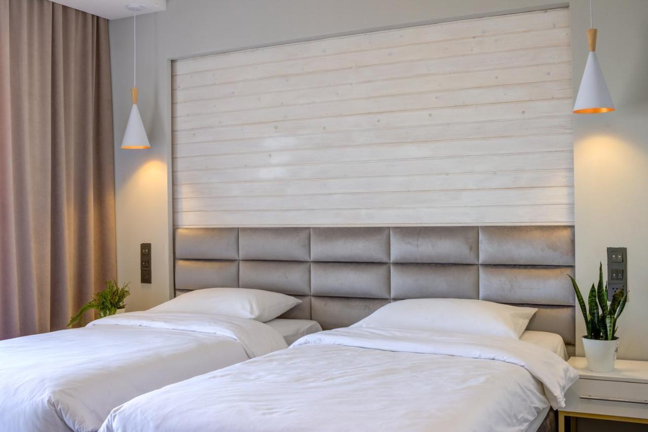Olimp Hotel Bosteri Bagian luar foto