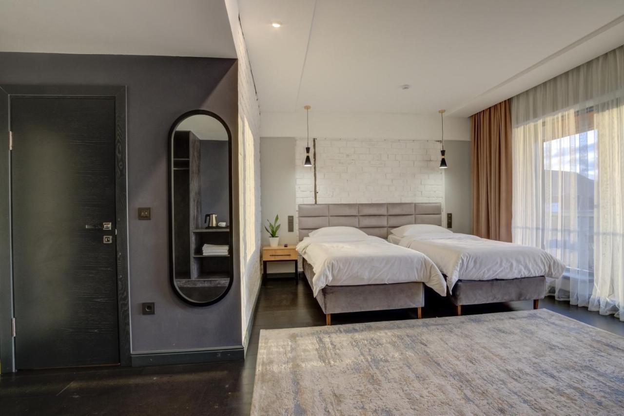 Olimp Hotel Bosteri Bagian luar foto