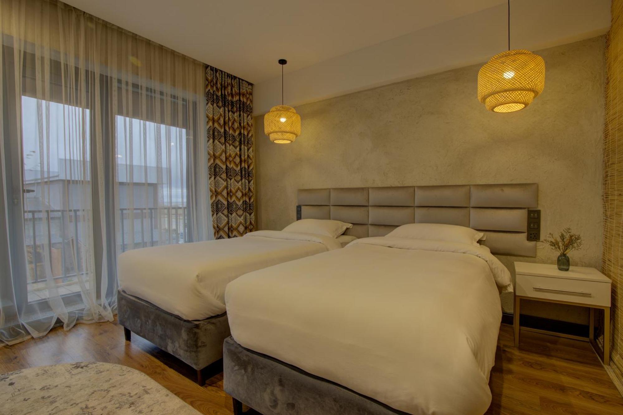 Olimp Hotel Bosteri Bagian luar foto