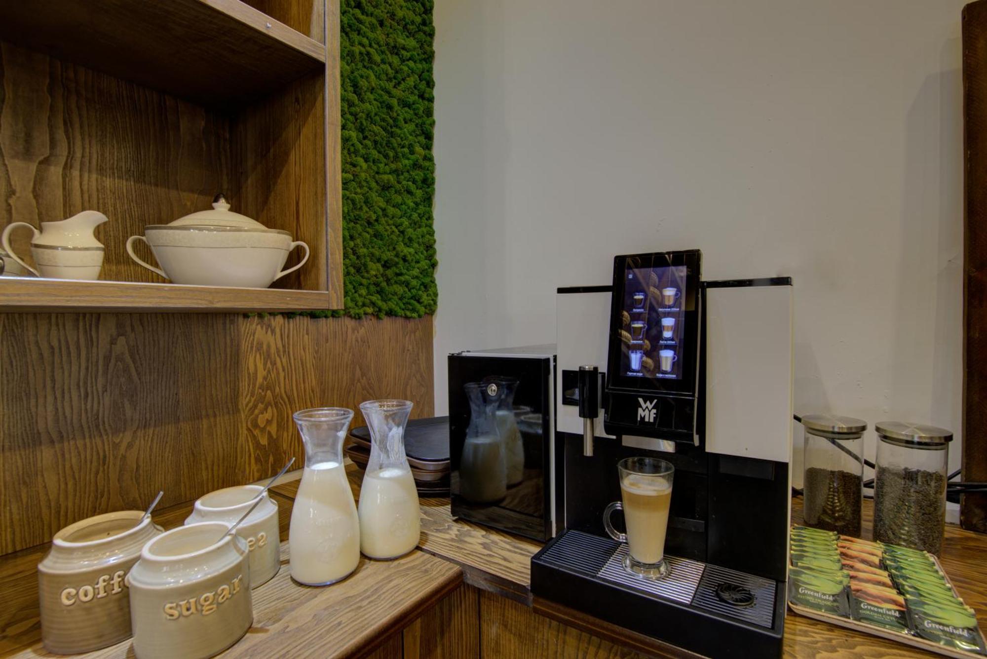 Olimp Hotel Bosteri Bagian luar foto