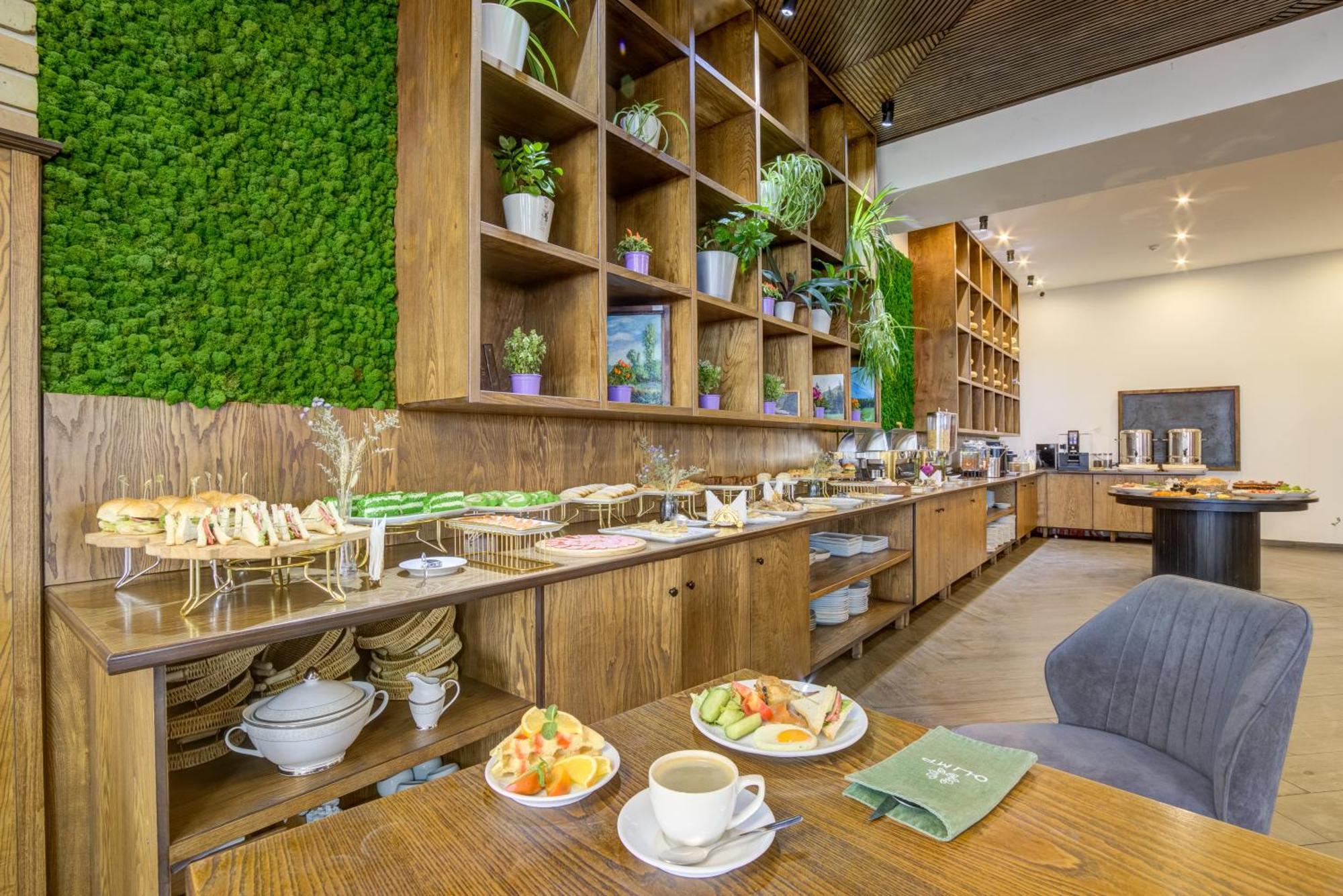 Olimp Hotel Bosteri Bagian luar foto