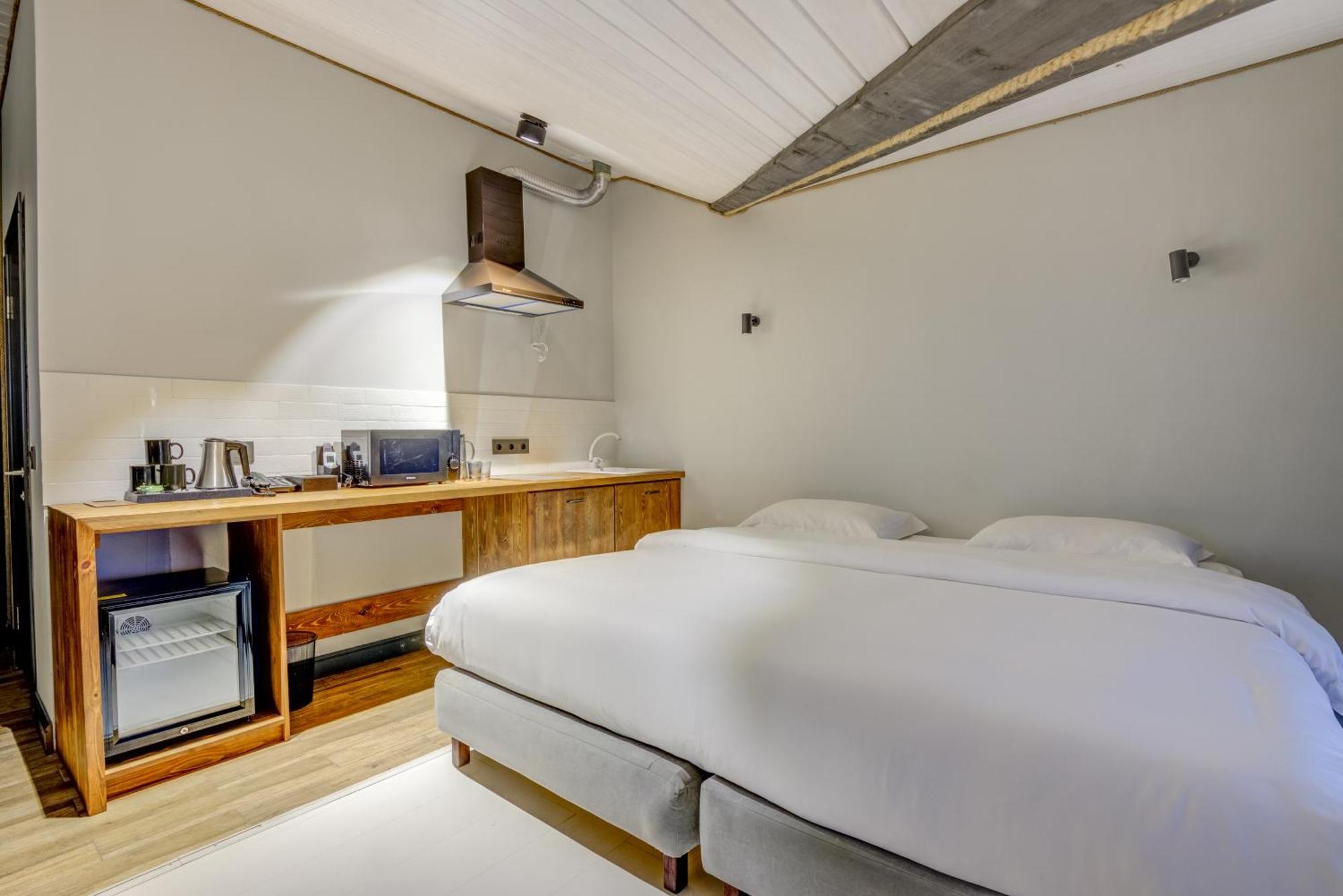 Olimp Hotel Bosteri Bagian luar foto