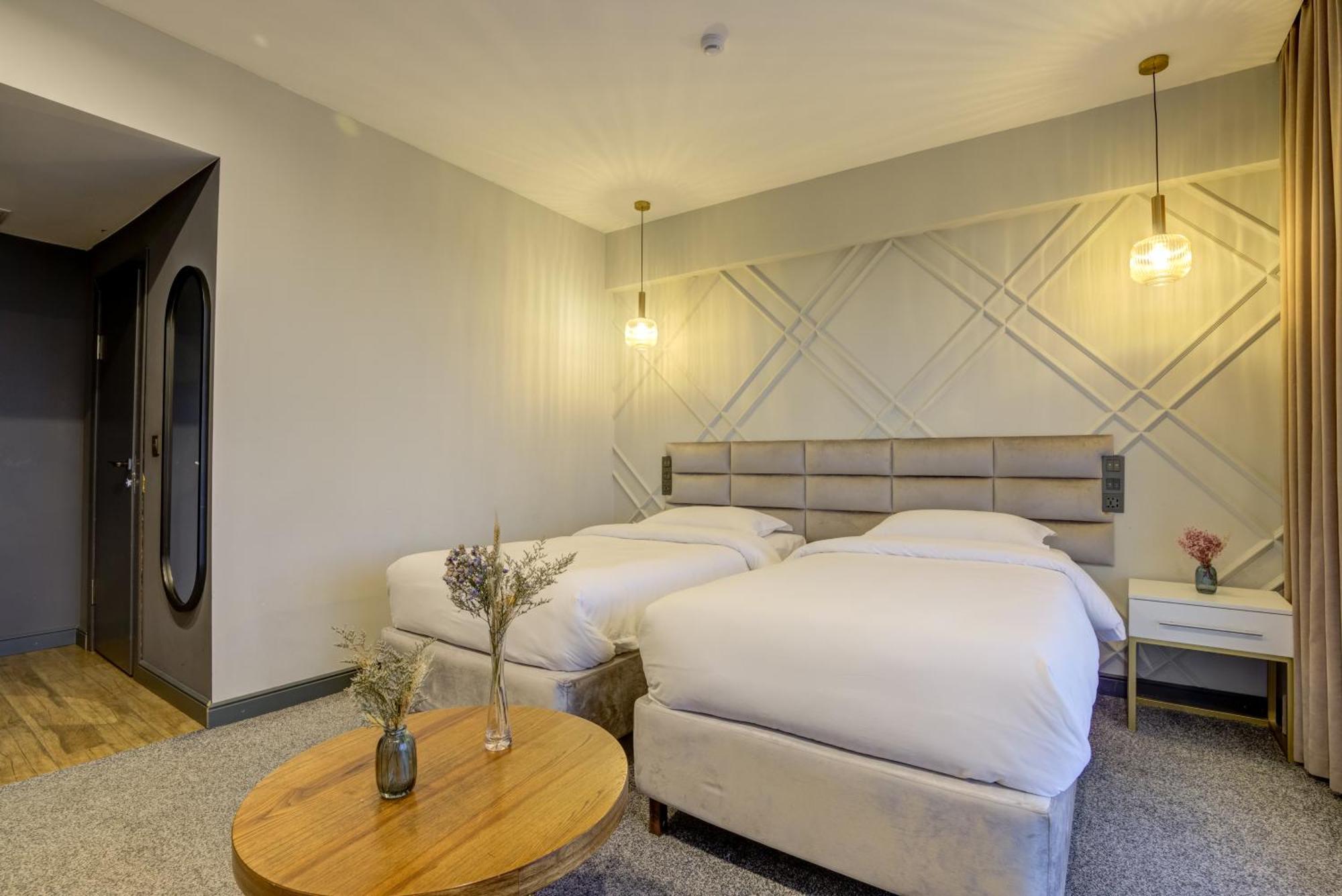 Olimp Hotel Bosteri Bagian luar foto